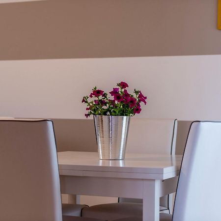 Italianflat - Peschiera Residence Песк'єра-дель-Гарда Екстер'єр фото