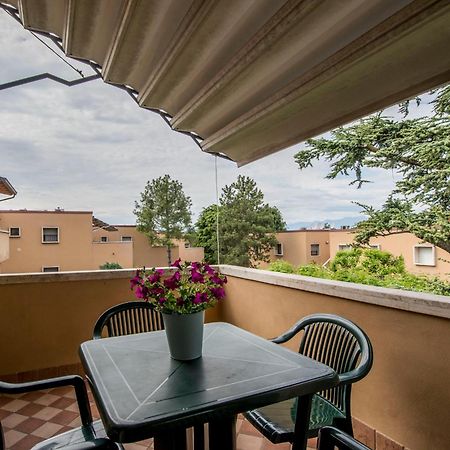 Italianflat - Peschiera Residence Песк'єра-дель-Гарда Екстер'єр фото