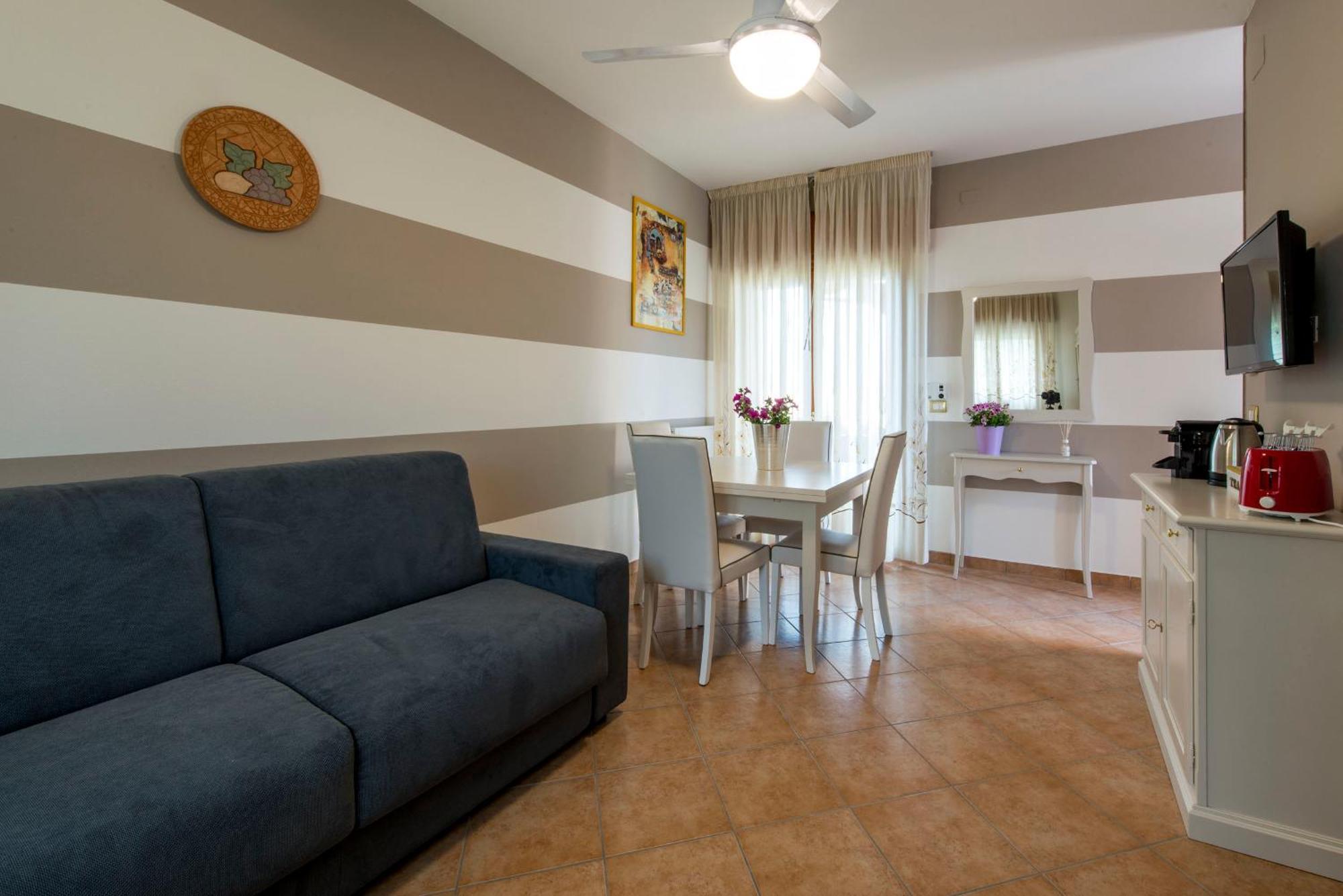 Italianflat - Peschiera Residence Песк'єра-дель-Гарда Екстер'єр фото
