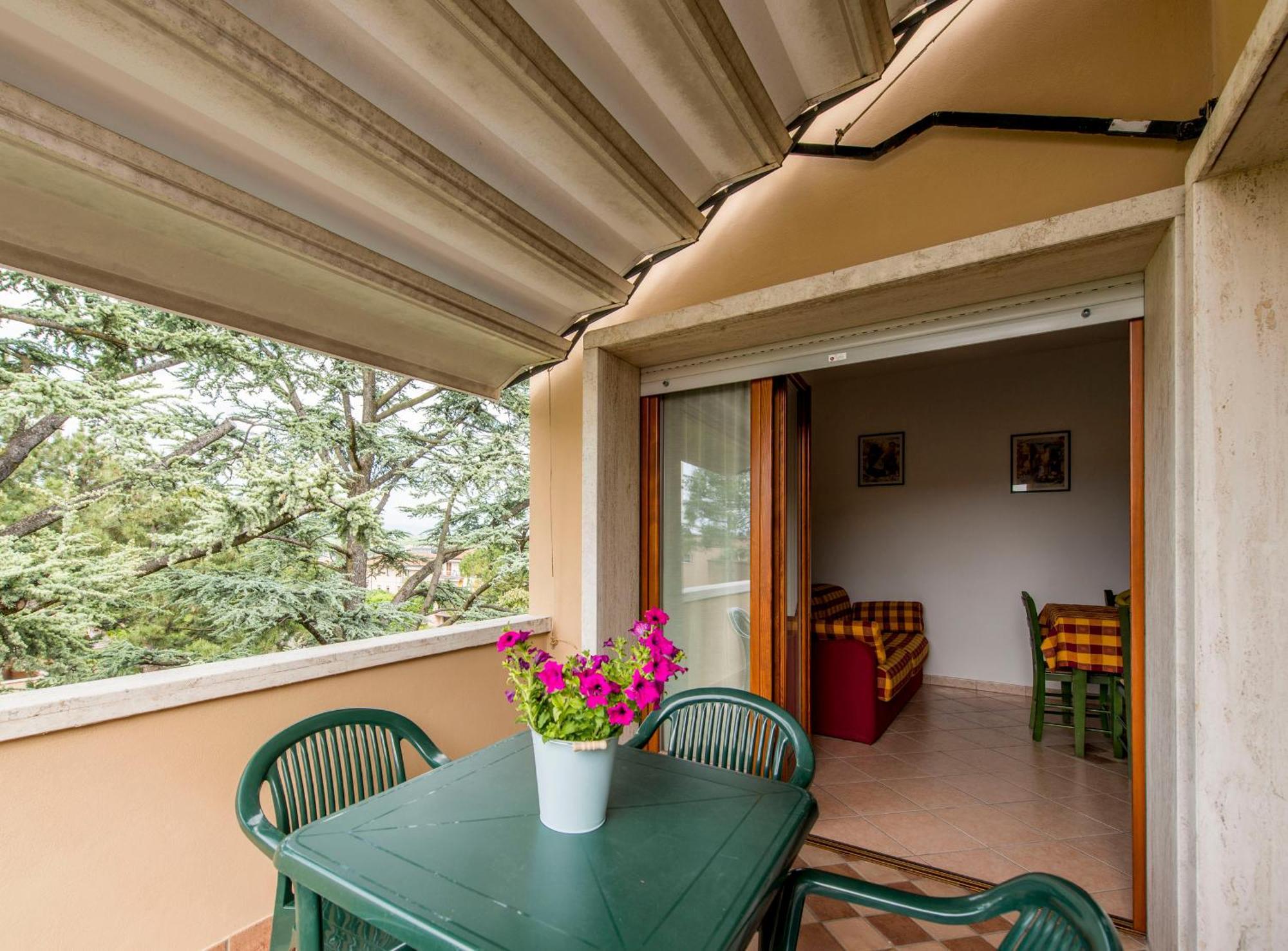 Italianflat - Peschiera Residence Песк'єра-дель-Гарда Екстер'єр фото